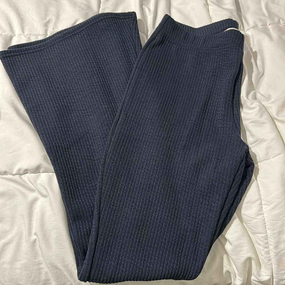 American Eagle Bell bottom fleece material pants